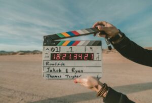 Clapboard roadside Jakob and Ryan