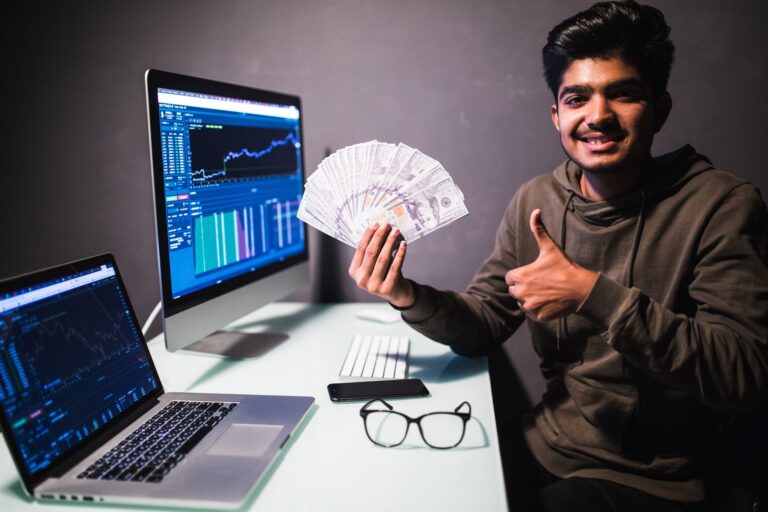 7 Powerful Budget ProgramGeeks Hacks to Save Big